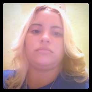 Meet your Posher, Stephanie